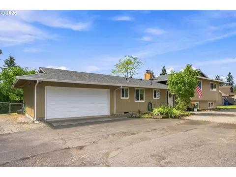 2223 SE 139th Ave # A, Portland, OR 97233