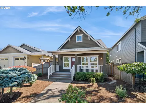 14840 SE Arista Dr, Milwaukie, OR 97267