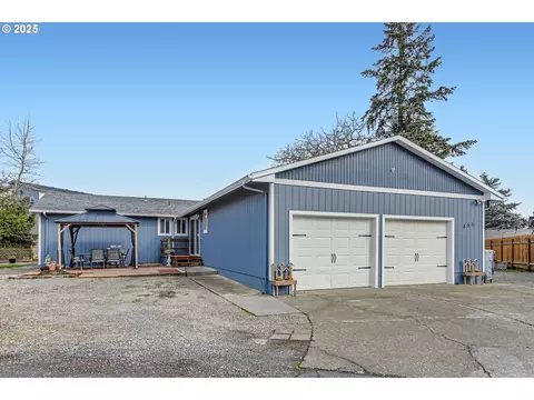 466 S Fir St, Canby, OR 97013