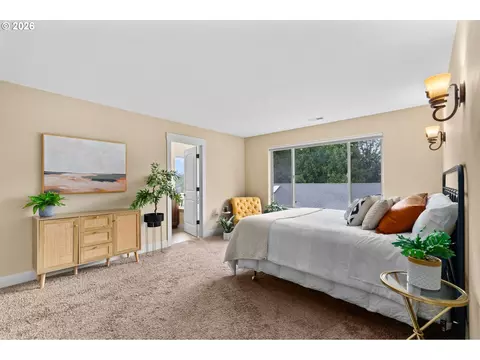 Bedroom - 5579 SE Old Woods Loop, Gresham, OR 97080 photo 3 of 4