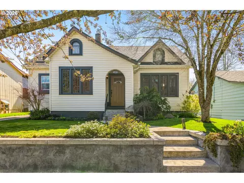 6926 N Sedro St, Portland, OR 97203