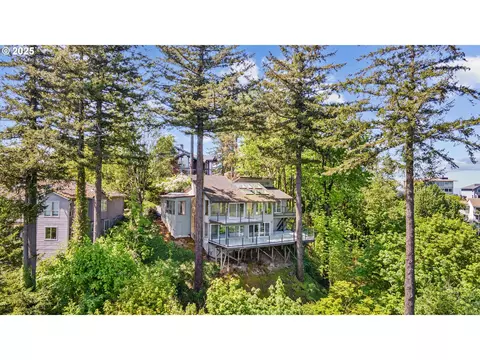3032 NE Rocky Butte Rd, Portland, OR 97220