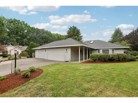 6873 SW Country View Ct, Wilsonville, OR 97070
