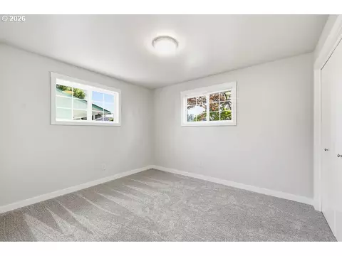 Bedroom - 3470 Hyacinth St, Eugene, OR 97404 photo 6 of 7