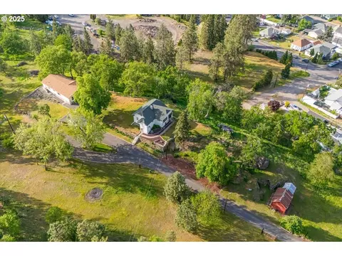 200 E 15th St, The Dalles, OR 97058