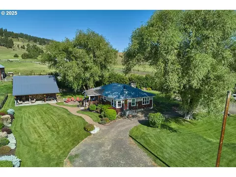 70351 Sherrod Rd, Wallowa, OR 97885