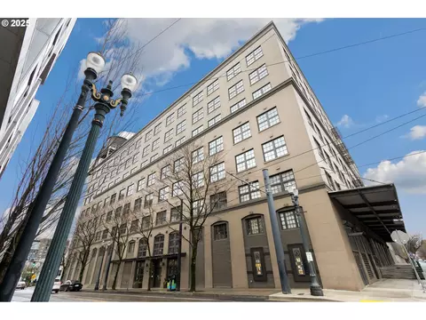 1420 NW Lovejoy St #725, Portland, OR 97209