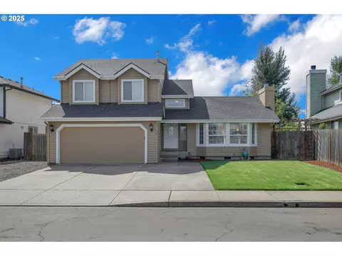 848 S 44th St, Springfield, OR 97477