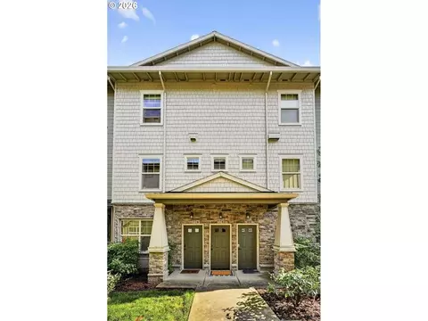 778 NE Adwick Dr, Beaverton, OR 97006