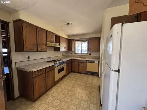 1164 Elizabeth St, Eugene, OR 97402 photo 8