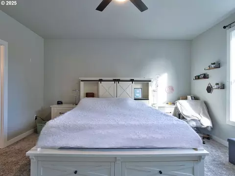 Bedroom - 1701 S Alpine St, Cornelius, OR 97113 photo 1 of 7