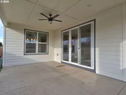 Exterior - 1701 S Alpine St, Cornelius, OR 97113 photo 8 of 9