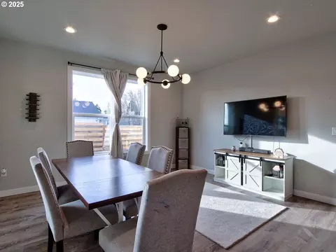 Dining - 1701 S Alpine St, Cornelius, OR 97113 photo 2 of 2