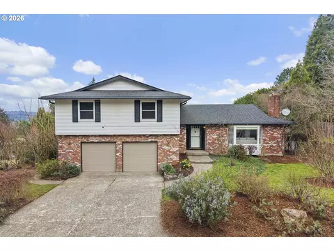 10793 SE 95th Ct, Happy Valley, OR 97086