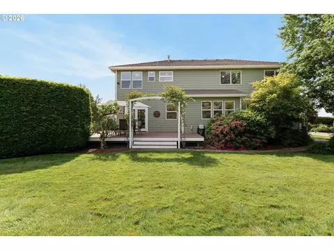 Exterior - 1506 NW Beech St, Camas, WA 98607 photo 10 of 10