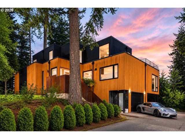 3919 Southshore Blvd, Lake Oswego, OR 97035