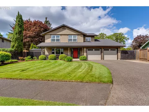2852 Metolius Dr, Eugene, OR 97408