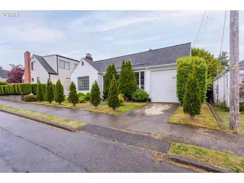980 Anderson Ave, Coos Bay, OR 97420