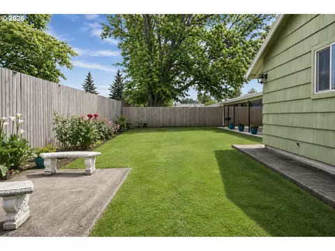 Exterior - 280 SEvelyn Ave, Gresham, OR 97080 photo 7 of 8