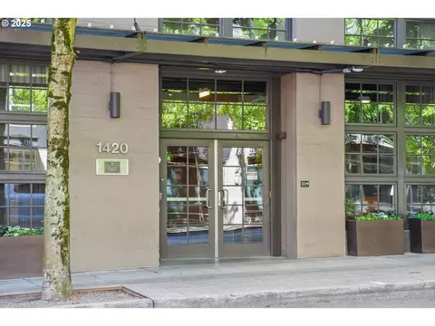 1420 NW Lovejoy St #714, Portland, OR 97209