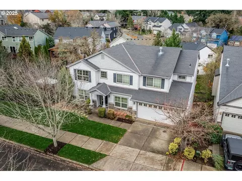 3115 Sabo Ln, West Linn, OR 97068