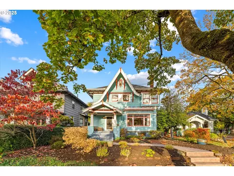1990 SE Mulberry Ave, Portland, OR 97214