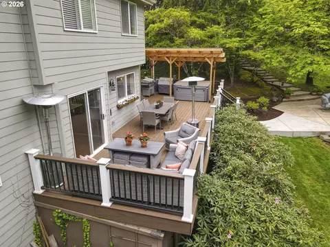 Exterior - 3071 Soloman Loop, Eugene, OR 97405 photo 6 of 12