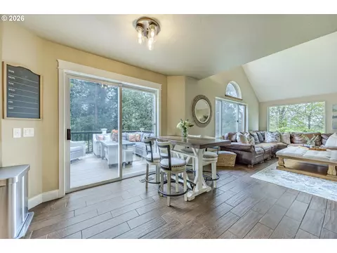 Dining - 3071 Soloman Loop, Eugene, OR 97405 photo 2 of 2