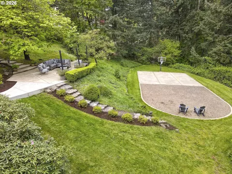 Exterior - 3071 Soloman Loop, Eugene, OR 97405 photo 9 of 12
