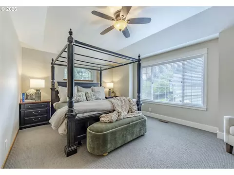 Bedroom - 3071 Soloman Loop, Eugene, OR 97405 photo 1 of 4