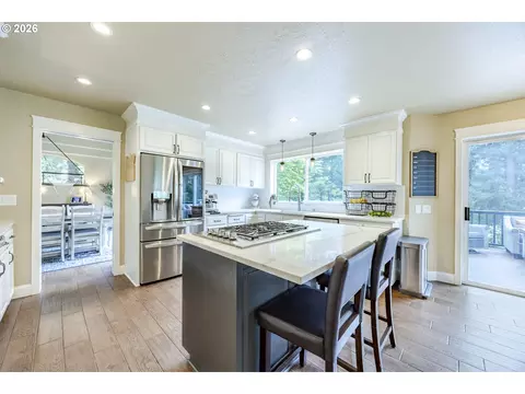 Kitchen - 3071 Soloman Loop, Eugene, OR 97405 photo 4 of 4