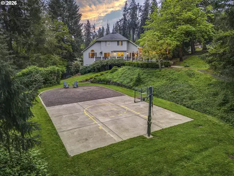 Exterior - 3071 Soloman Loop, Eugene, OR 97405 photo 11 of 12