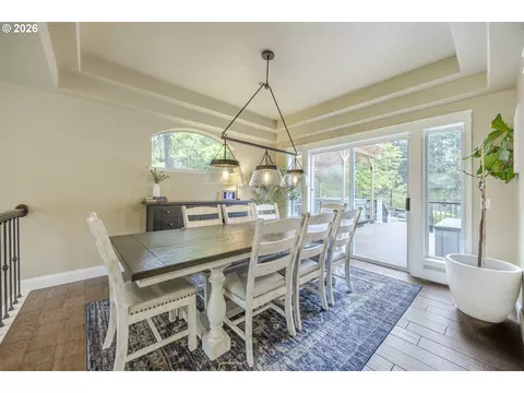 Dining - 3071 Soloman Loop, Eugene, OR 97405 photo 1 of 2