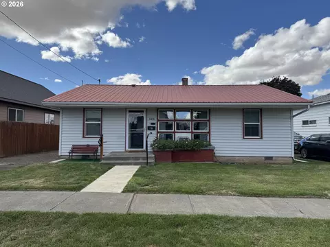 423 SW 16th St, Pendleton, OR 97801