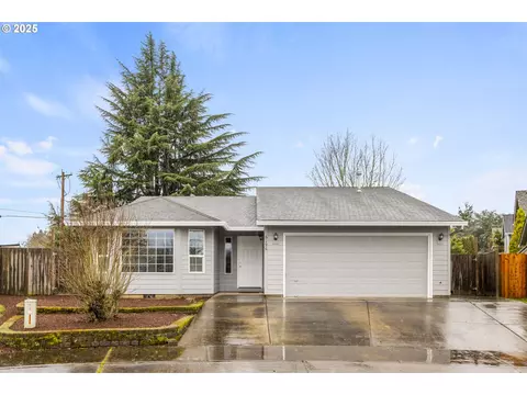 6196 SE Century Ct, Hillsboro, OR 97123