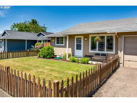 4848 Daisy St, Springfield, OR 97478