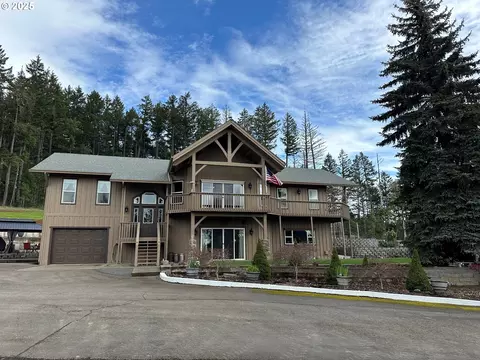 1030 Foster Ave, Sutherlin, OR 97479