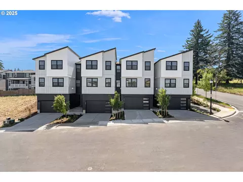 3992 NW 64th Ave, Camas, WA 98607