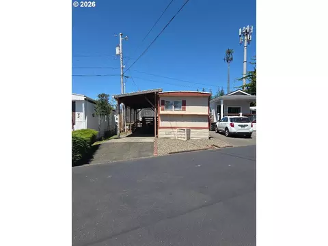 3175 Pacific Loop, Coos Bay, OR 97420