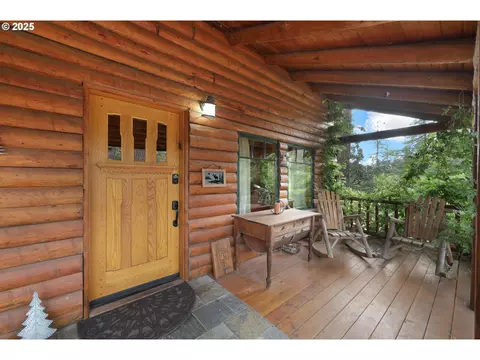 Exterior - 84771 Murdock Rd, Eugene, OR 97405 photo 2 of 9