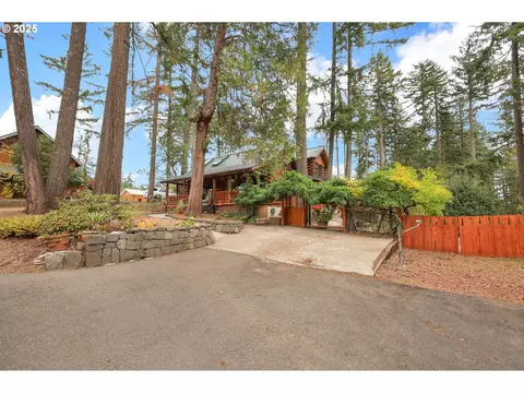 Exterior - 84771 Murdock Rd, Eugene, OR 97405 photo 1 of 9