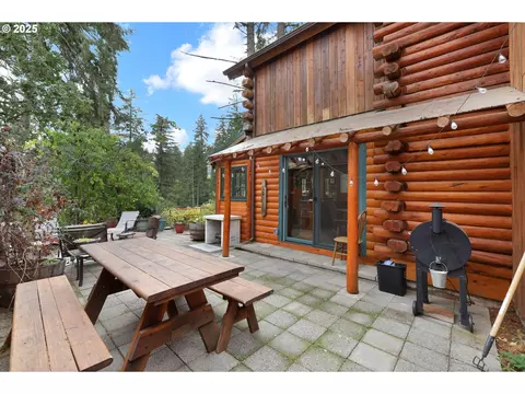Exterior - 84771 Murdock Rd, Eugene, OR 97405 photo 3 of 9