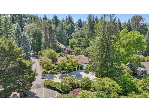 4043 SW Westdale Dr, Portland, OR 97221