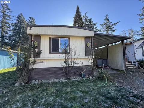 33838 E River Dr #89, Creswell, OR 97426