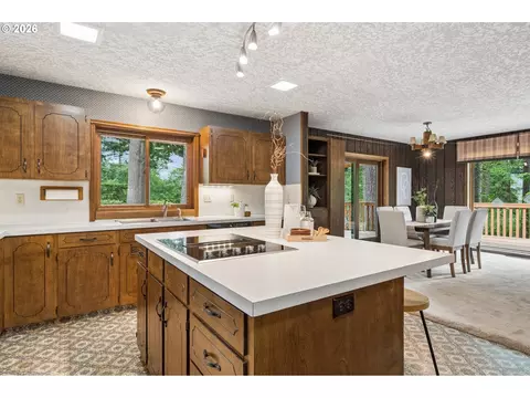 Kitchen - 50775 SE Baty Rd, Sandy, OR 97055 photo 3 of 5