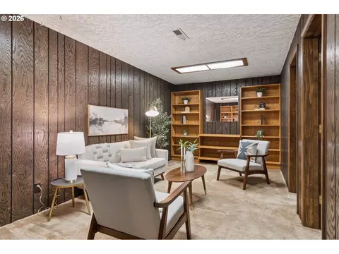 Living - 50775 SE Baty Rd, Sandy, OR 97055 photo 3 of 4