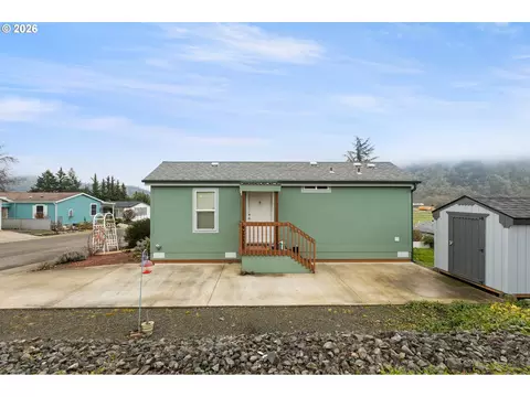 119 Oak Leaf Ln, Winston, OR 97496