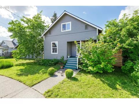9620 SEllis St, Portland, OR 97266