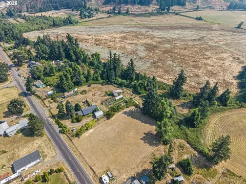 View/Area - 78807 Territorial Rd, Lorane, OR 97451 photo 2 of 4