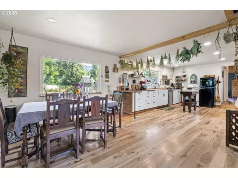 Dining - 78807 Territorial Rd, Lorane, OR 97451 photo 2 of 2